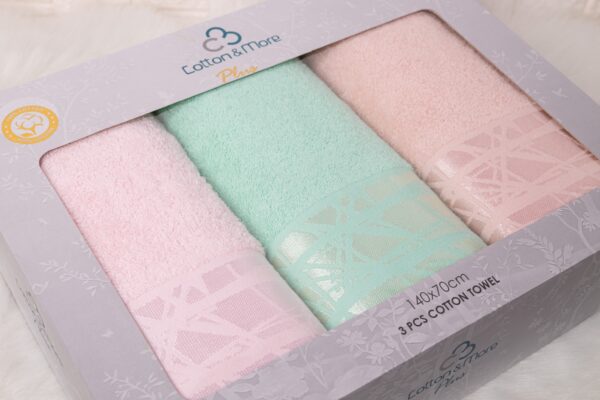 Aura Egyptian Cotton Bath Towel Set of 3 towels of Pink, Light Aqua and Melon